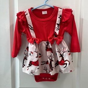 Little girls Christmas outfit size 3-6 month holiday